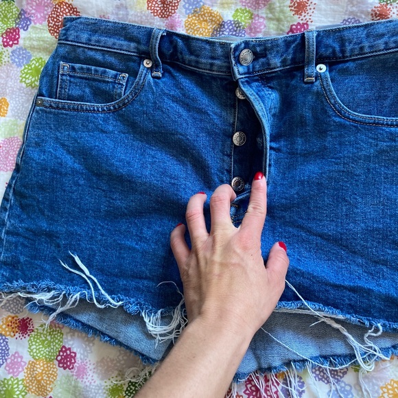 Everlane The Cheeky Denim Short Sz 29 - Picture 5 of 8